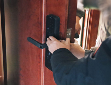 绥棱24小时上门开锁公司